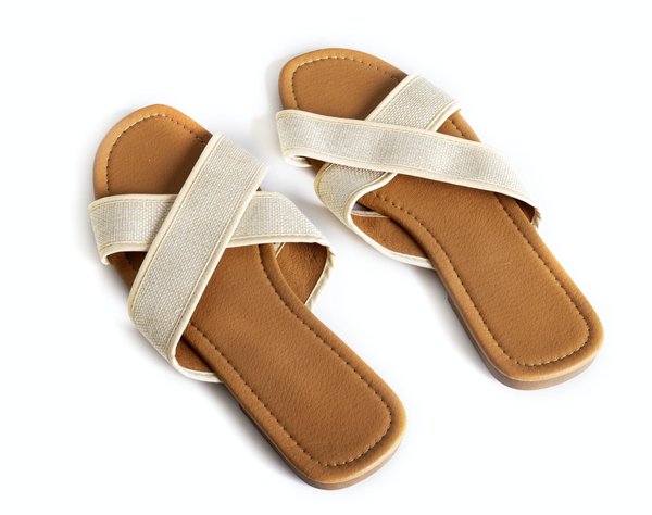 Les sandales les tropéziennes par M.Belarbi : la fusion parfaite entre style et confort